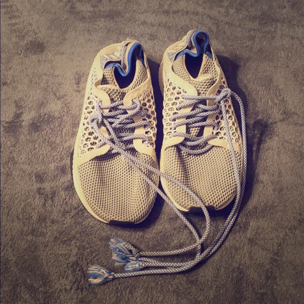 Puma running shoes